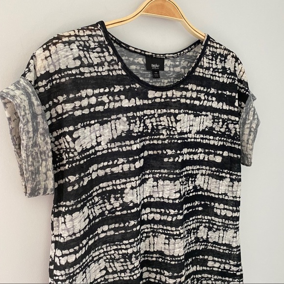 Mossimo Short Sleeve Casual Women's Tees - Picture 4 of 8